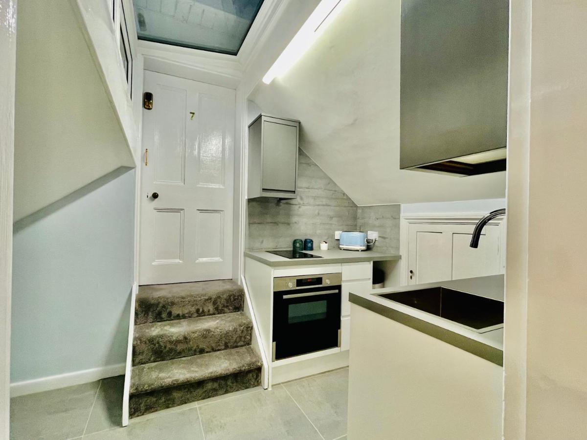 Ashbys Deluxe With Included Appartement